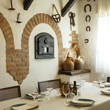 Hotel La Orza De Angel Chiva