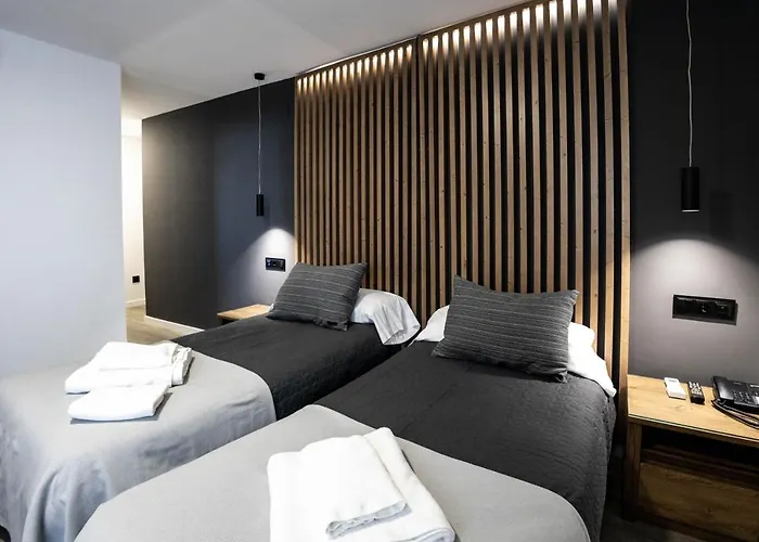 La Orza De Angel 2* Chiva